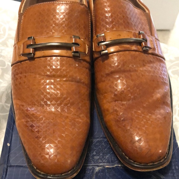 Gino Vitale- size 8 still in very condition. - Picture 2 of 4